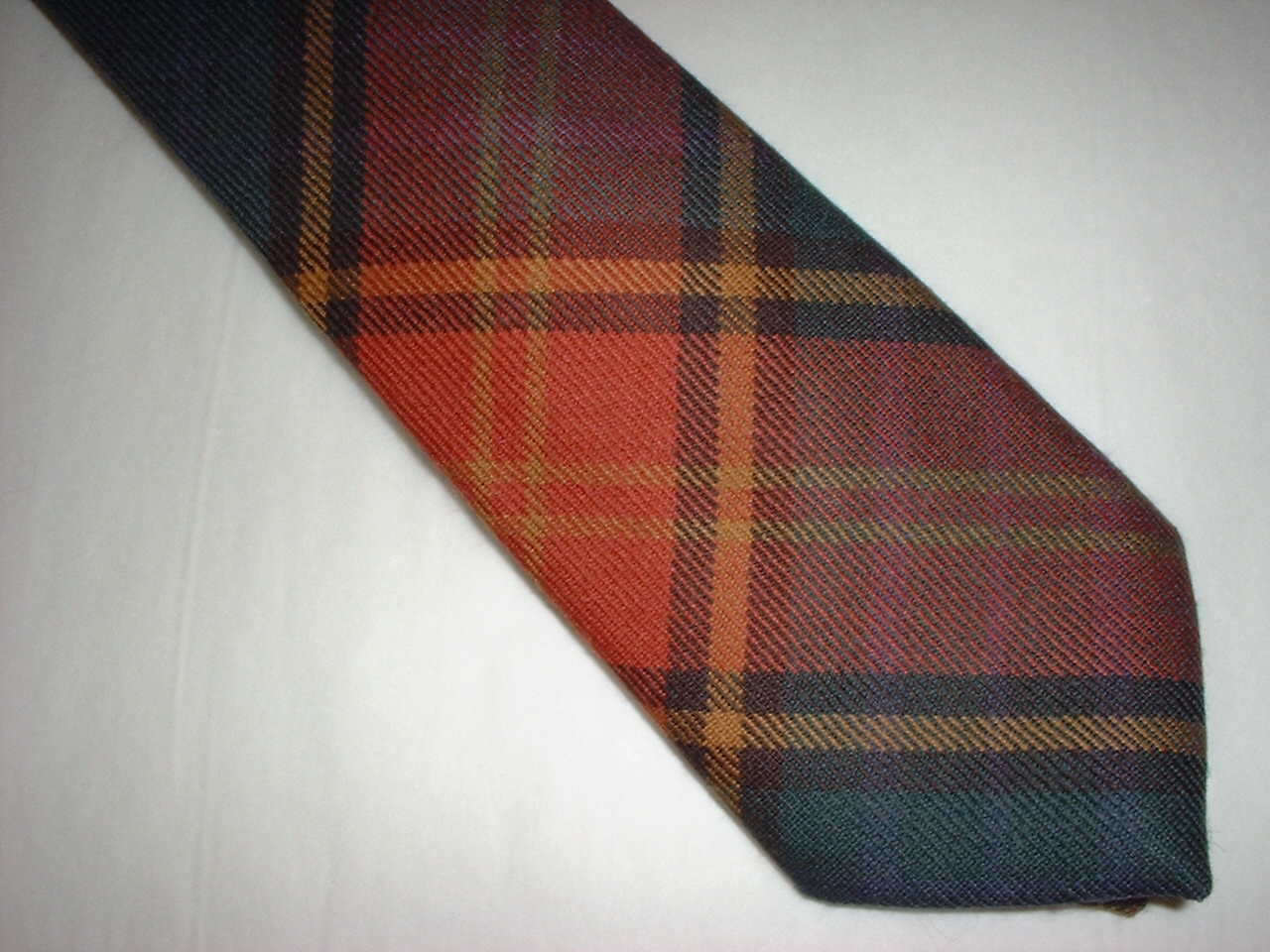 Rosscommon Tie - Edinburgh Castle Scottish Imports