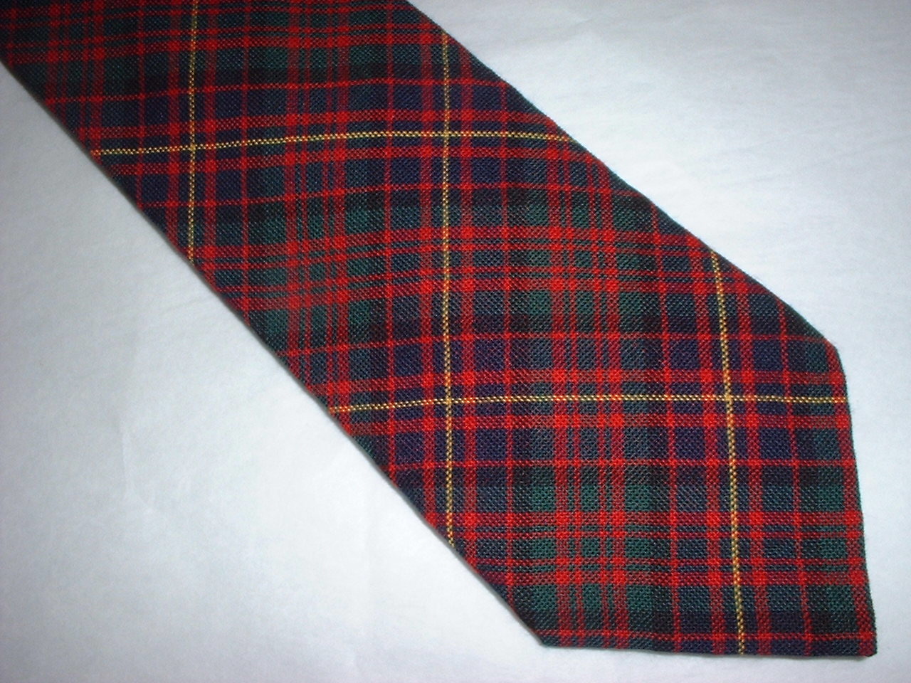 Cameron Erracht Tie - Edinburgh Castle Scottish Imports